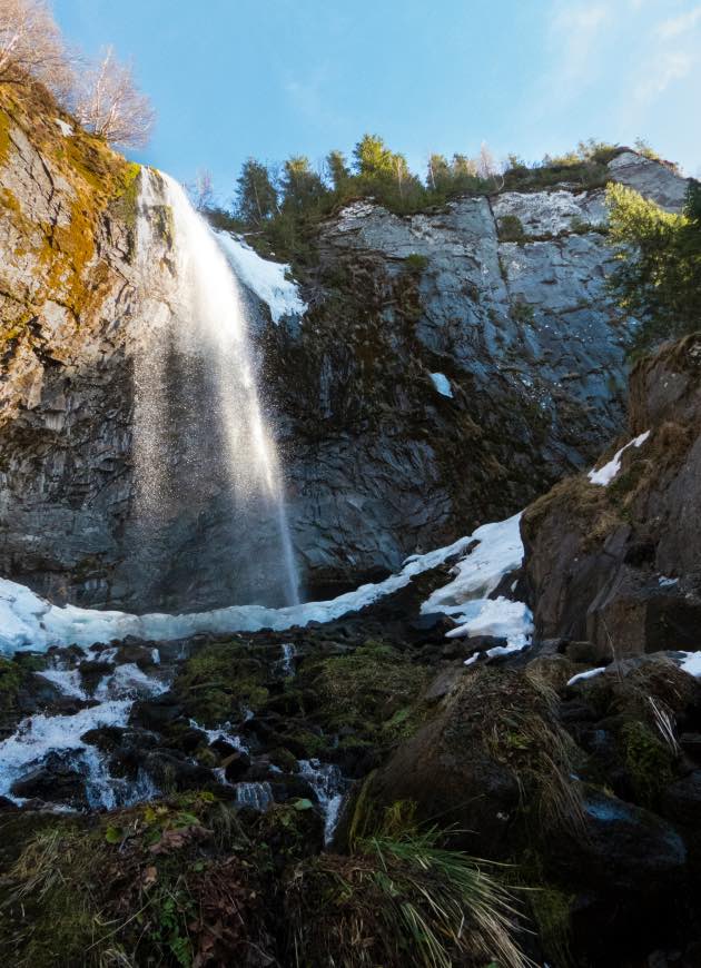 Les eaux du Massif du Sancy offrent une eau riche en bienfaits, parfaitement adaptés au thermalisme